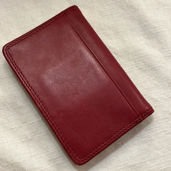 Wenger Red Leather Card Case Wallet Makers of the Genuine Swiss Army Knife - Picture 8 of 12